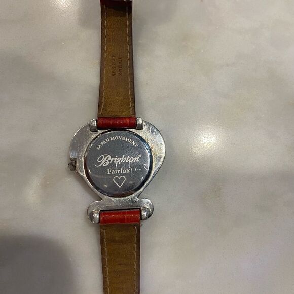 Red heart Brighton watch  - Picture 9 of 9